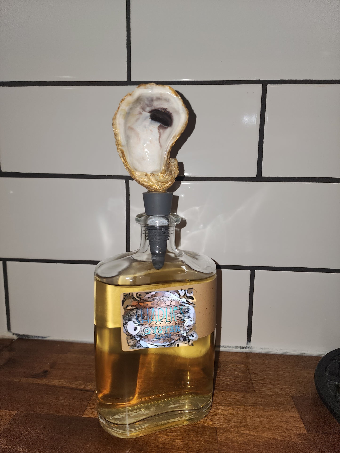 Oyster Wine Cork F