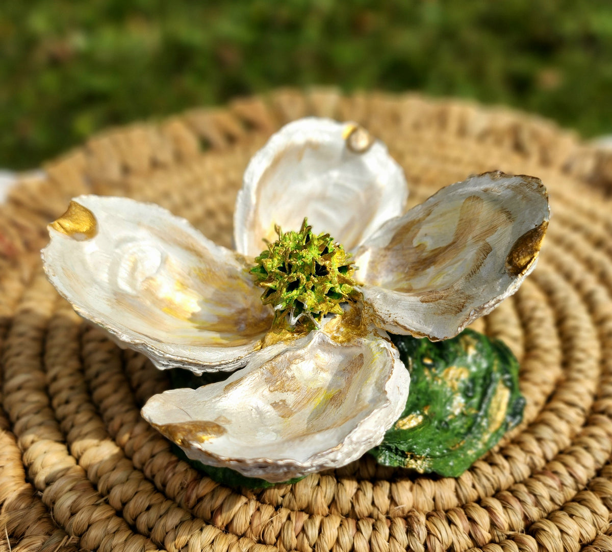 Dogwood Oyster Shell Bloom